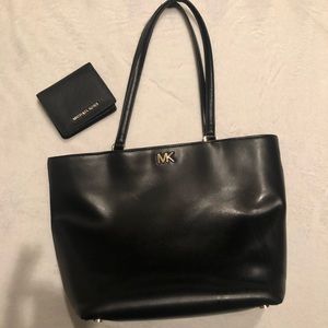Mk purse and matching wallet!